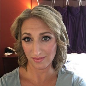 Meet your Posher, Cara